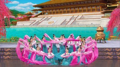 „Farbexplosionen“ auf der Bühne – Zuschauer von Shen Yun beeindruckt