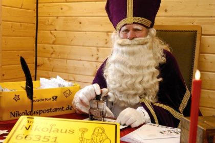 Nikolauspostamt erreichen mehr als 30.000 Briefe