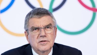 Umstrittener IOC-Präsident Bach reist immer noch mit deutschen Diplomatenpässen