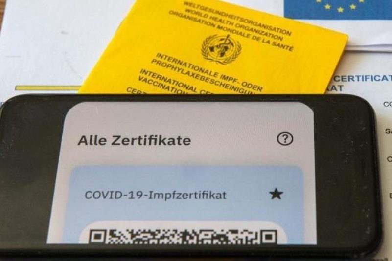 Bundesweit mehr als 11.000 Ermittlungen wegen gefälschter Impfpässe