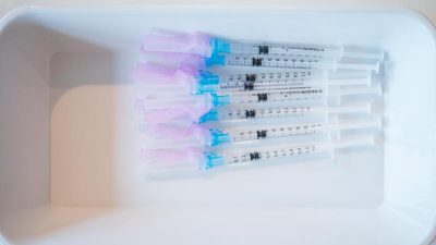 Schulze: Deutschland will 75 Millionen Impfdosen spenden