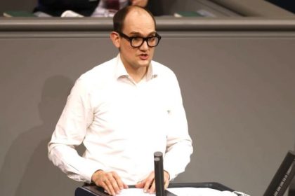 Grünen-Politiker: Omikron-Ansteckung schützt nicht vor anderen Varianten