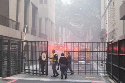 Südafrikas Parlament in Flammen: Mutmaßlicher Brandstifter festgenommen