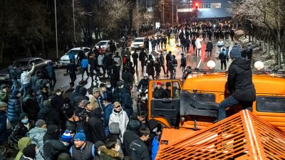 Kasachischer Präsident ruft nach Protesten den Ausnahmezustand aus