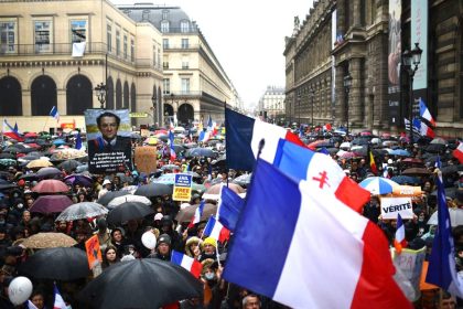 Über Hunderttausend demonstrieren in Frankreich – Zehntausende in Deutschland