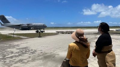 „Die gesamte Landwirtschaft ist ruiniert“ – Hilfsflüge in Tonga gelandet