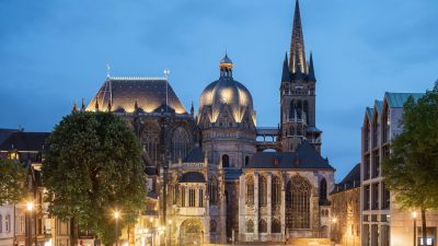 Aachener Dom: Die Pfalz-Kapelle der germanischen Könige