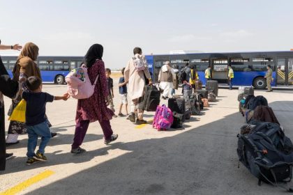 Rund 20.000 Afghanen warten auf Einreise nach Deutschland