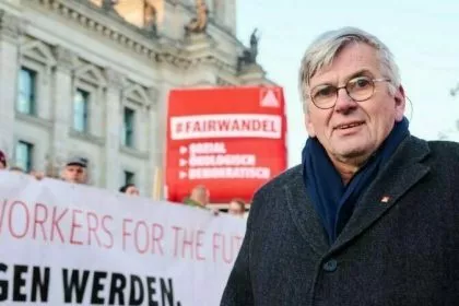 Arbeitszeit: Debatte um Verkürzung kehrt wieder – IG Metall will 32-Stunden-Woche