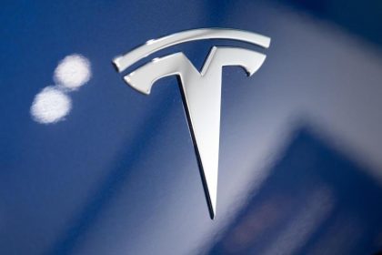 Tesla wegen neuen Geschäfts in Xinjiang in der Kritik