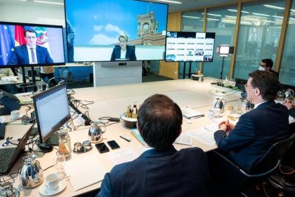 Lob und Kritik für neue Corona-Beschlüsse – Deutschlandweite Proteste erwartet