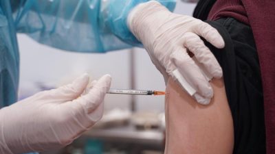 Unionsabgeordnete erarbeiten Antrag für Impfpflicht ab 50