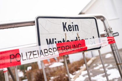 Mutmaßlicher Doppelmord – Ehepaar im Schlaf überrascht