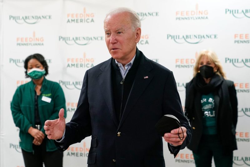 US-Präsident Joe Biden spricht mit Pressevertretern über die Geiselnahme in der texanischen Synagoge.