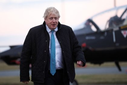 Ukraine: Johnson kündigt mehr militärisches Engagement an