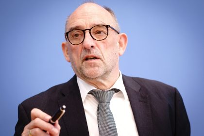 Für Ungeimpfte könnte das Arbeitslosengeld wegfallen