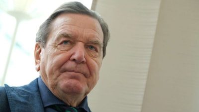 Schröder verzichtet unwiderruflich auf Ehrenbürgerschaft Hannovers