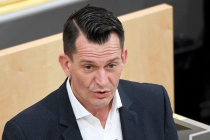 Verfassungsgerichtshof richtet Corona-Fragenkatalog an Gesundheitsminister Mückstein