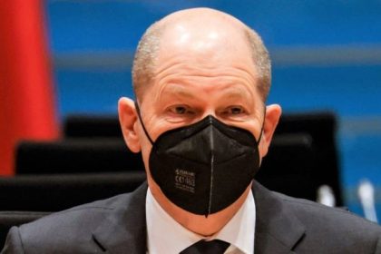Kanzler Scholz stellt baldige Öffnungsschritte in Aussicht
