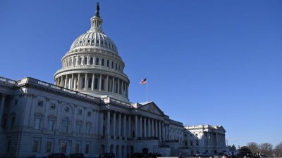 Drohender „Shutdown“: US-Repräsentantenhaus segnet Übergangshaushalt ab