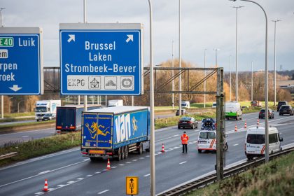 Blockade verhindert Blockade: Belgische Polizei stoppt Trucker vor Brüssel