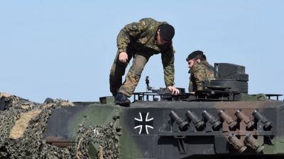 Deutschland liefert 1.000 Panzerfäuste und 500 Stinger-Raketen an Ukraine