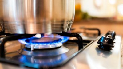 Debatte um Schutz der Verbraucher bei Gas-Engpass