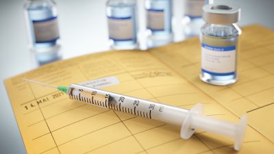 AfD rüttelt an einrichtungsbezogener Impfpflicht
