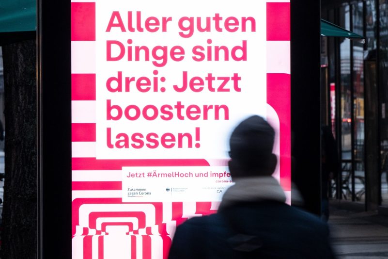 Das Verb «boostern» ist zum Anglizismus des Jahres 2021 gekürt worden.