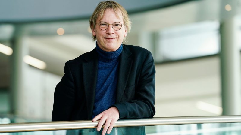 Hans-Georg Kräusslich ist Chefvirologe von der Universität Heidelberg.