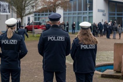 Letztes Geleit für bei Kusel getöteten Polizisten