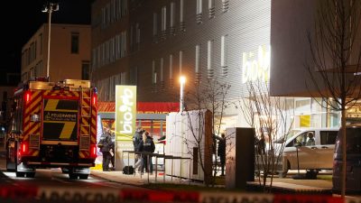 Kirchheim/Teck: Mann erschießt Ehefrau vor Supermarkt und tötet sich selbst