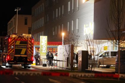 Kirchheim/Teck: Mann erschießt Ehefrau vor Supermarkt und tötet sich selbst