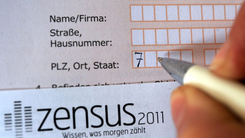 Rund zehn Millionen Bürger sollen für die neue Volkszählung im Mai befragt werden.