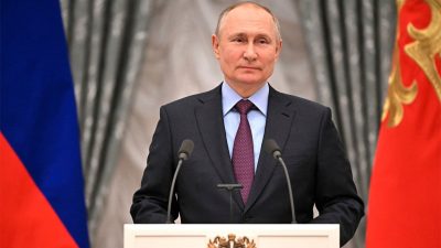 Putin versetzt russische Atomstreitkräfte in Alarmbereitschaft