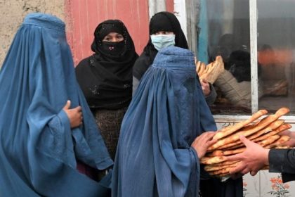 Baerbock verspricht zusätzliche Millionen für Afghanistan