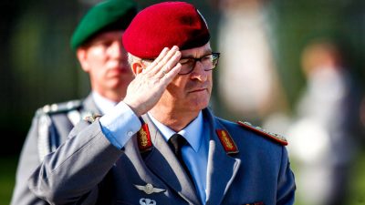 Bundeswehr-Generalinspekteur gegen Wiedereinführung der Wehrpflicht
