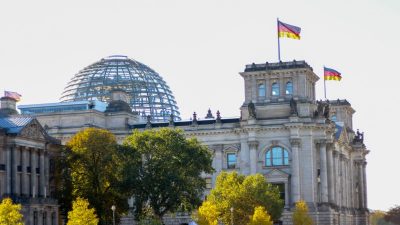 8.350 Lobbyisten beeinflussen die deutsche Politik