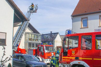 Frau und zwei Kinder tot nach Brand geborgen