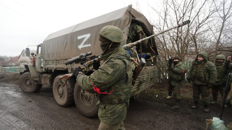 Kämpfer in der Region Donezk. Die prorussischen Separatisten sollen jüngst elf Ortschaften unter ihre Kontrolle gebracht haben.