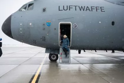 Heli-Flug mit Sohn in den Urlaub – Scholz stellt sich hinter Lambrecht