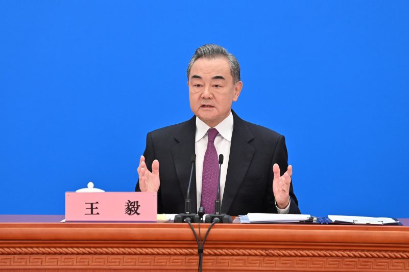 Wang Yi, Außenminister von China, spricht am Rande der laufenden Jahrestagung des chinesischen Volkskongresses bei einer Pressekonferenz.