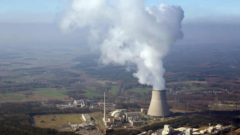 Als letzter Meiler abgeschaltet wird unter anderem spätestens am 31. Dezember das Kraftwerk Emsland.