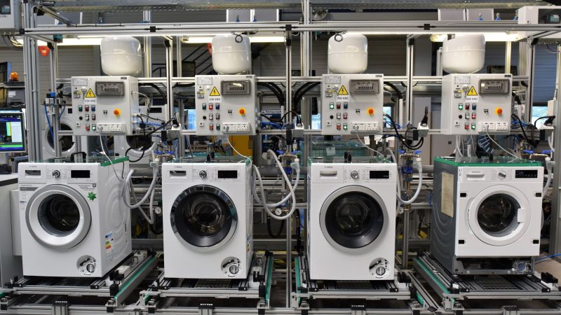 Im brandenburgischen Nauen werden Waschmaschinen produziert.