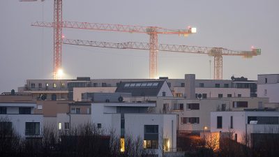 Schlagabtausch zu den Bau-Plänen der Regierung im Bundestag