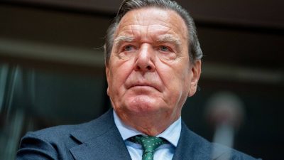 Altkanzler Schröder: Krieg in Ukraine Konsequenz politischen Versagens