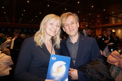 „Optisch und künstlerisch toll umgesetzt“ – Tontechniker von Shen Yun begeistert