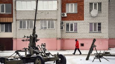 Ukraine greift erstmals russisches Staatsgebiet an – Weitere Verhandlungsrunde