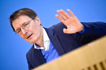 Lauterbach prophezeit: Maskenpflicht im Herbst und keine weiteren Lockerungen
