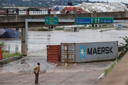 Südafrikas Küstenprovinzen versinken im Wasser